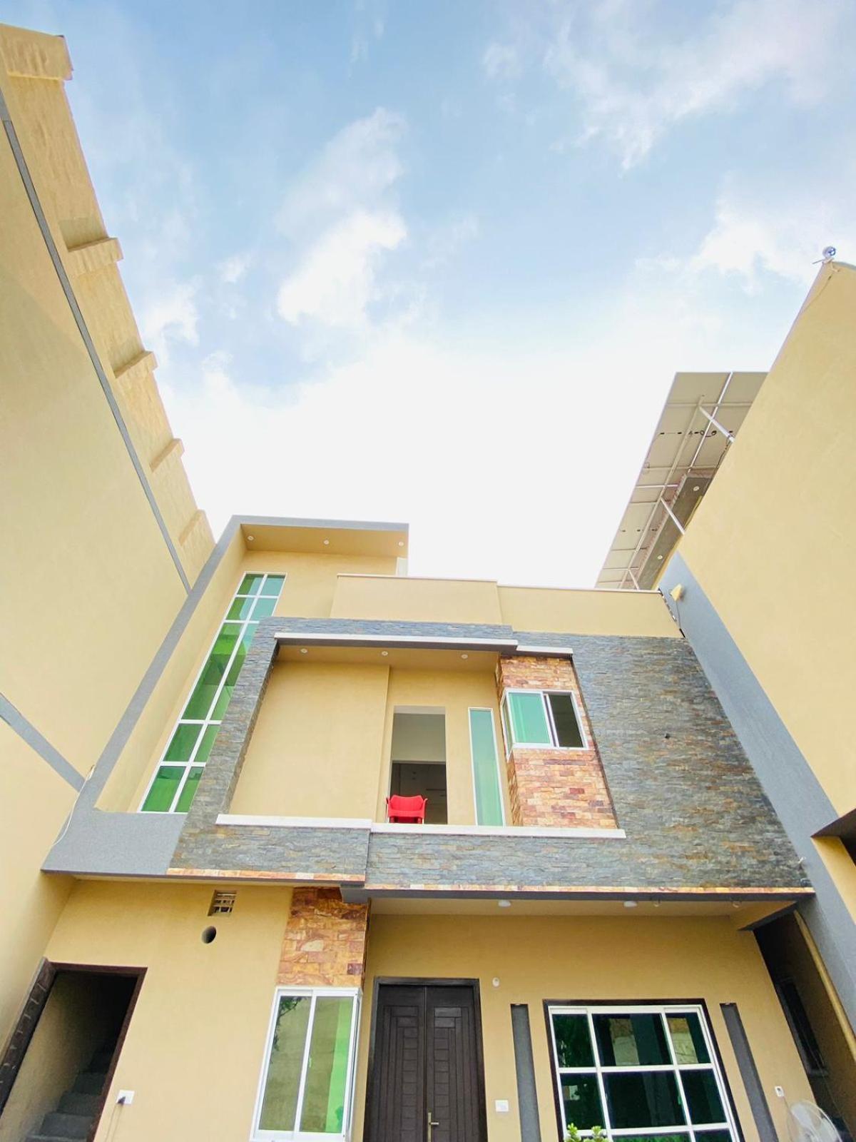 Comfy Cottage Faisalabad Exterior photo
